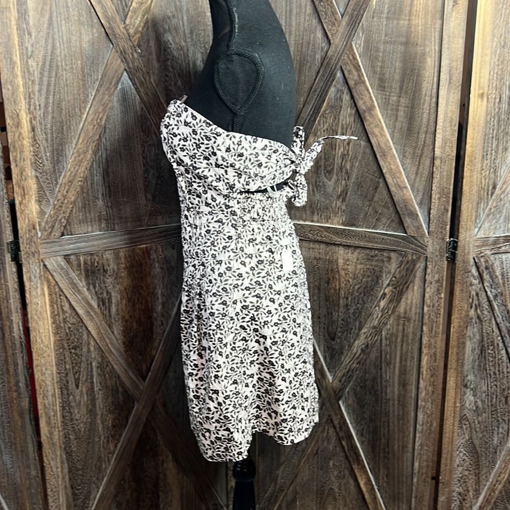 Boutique strapless mini dress NWT - Picture 3 of 10